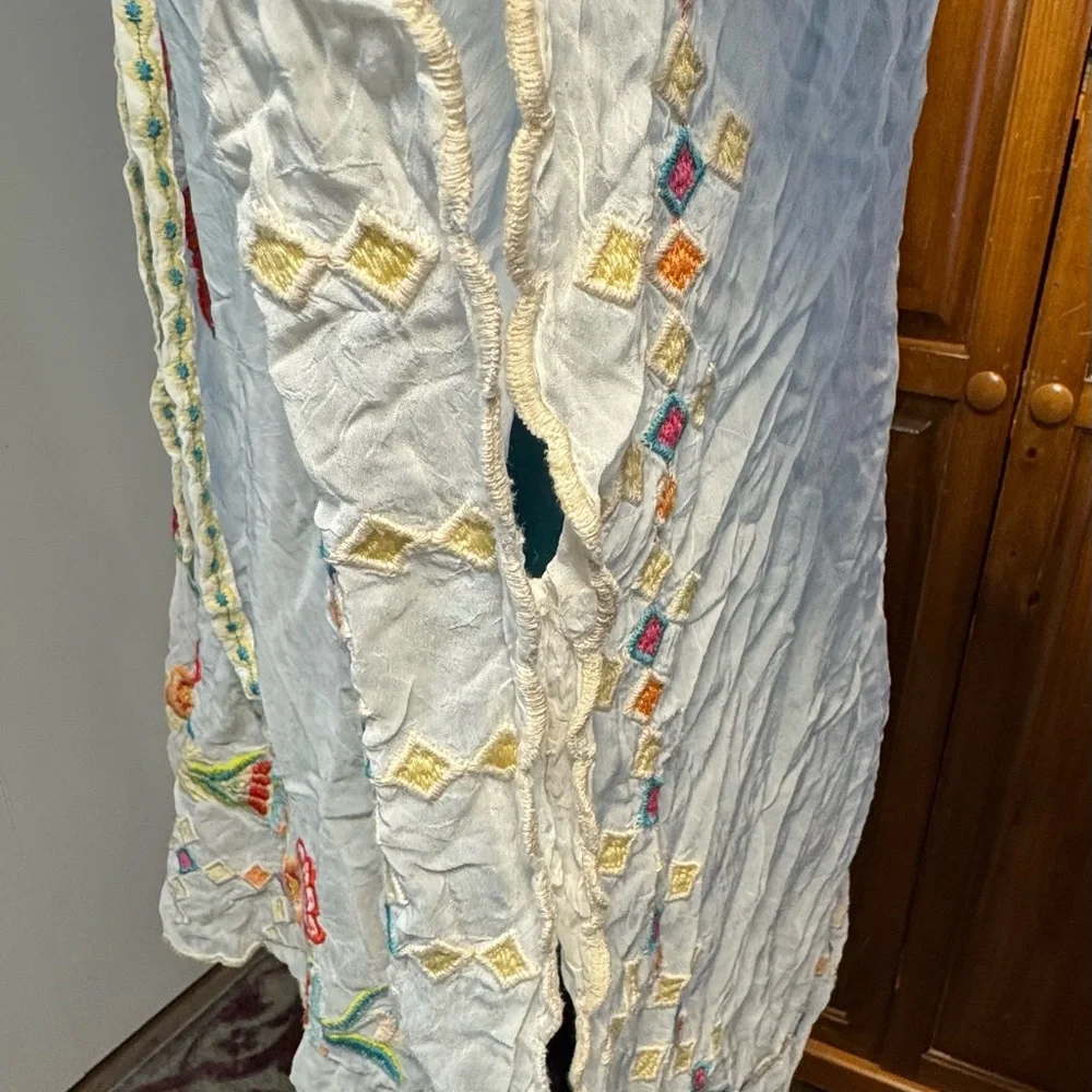 EUC - RARE Johnny Was oversized white embroidered poncho/tunic - Size Large - Picture 4 of 16